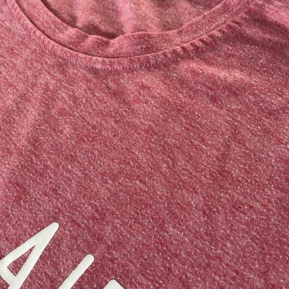 ⭐ Women’s Size Medium Graphic Tee – “Ocean Air & Salty Hair” ⭐ - Picture 7 of 8